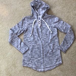 Like New SO tunic hoodie, XS, lace up at collar